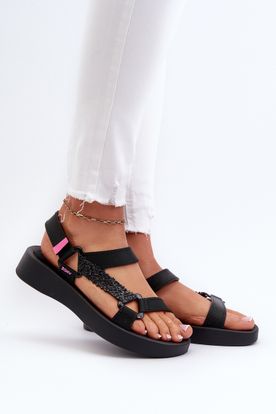 Čierne dámske voňavé sandále so zapínaním na suchý zips